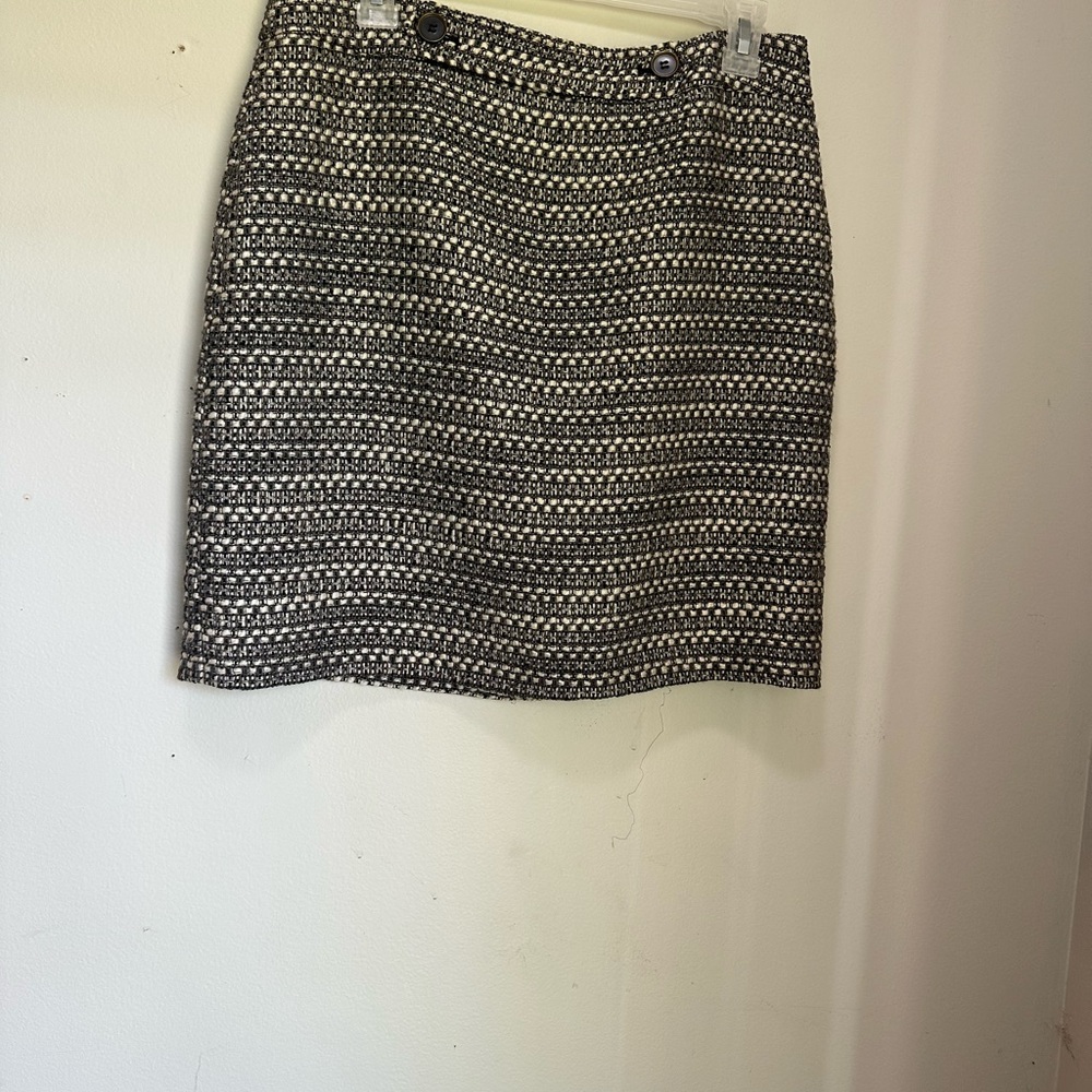 LOFT Black and Gray Knee-Length Pencil Skirt